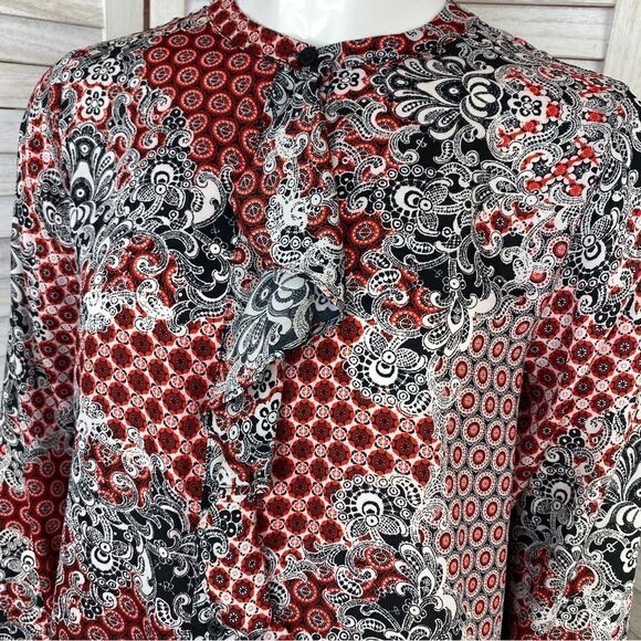 Ellen Tracy Multi Print Ruffle Front Blouse Small Red Black 3/4 Button - Picture 7 of 11